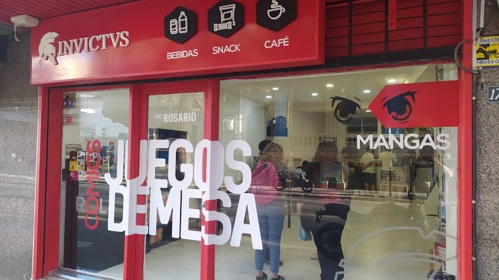 INVICTVS JUEGOS Y MANGAS