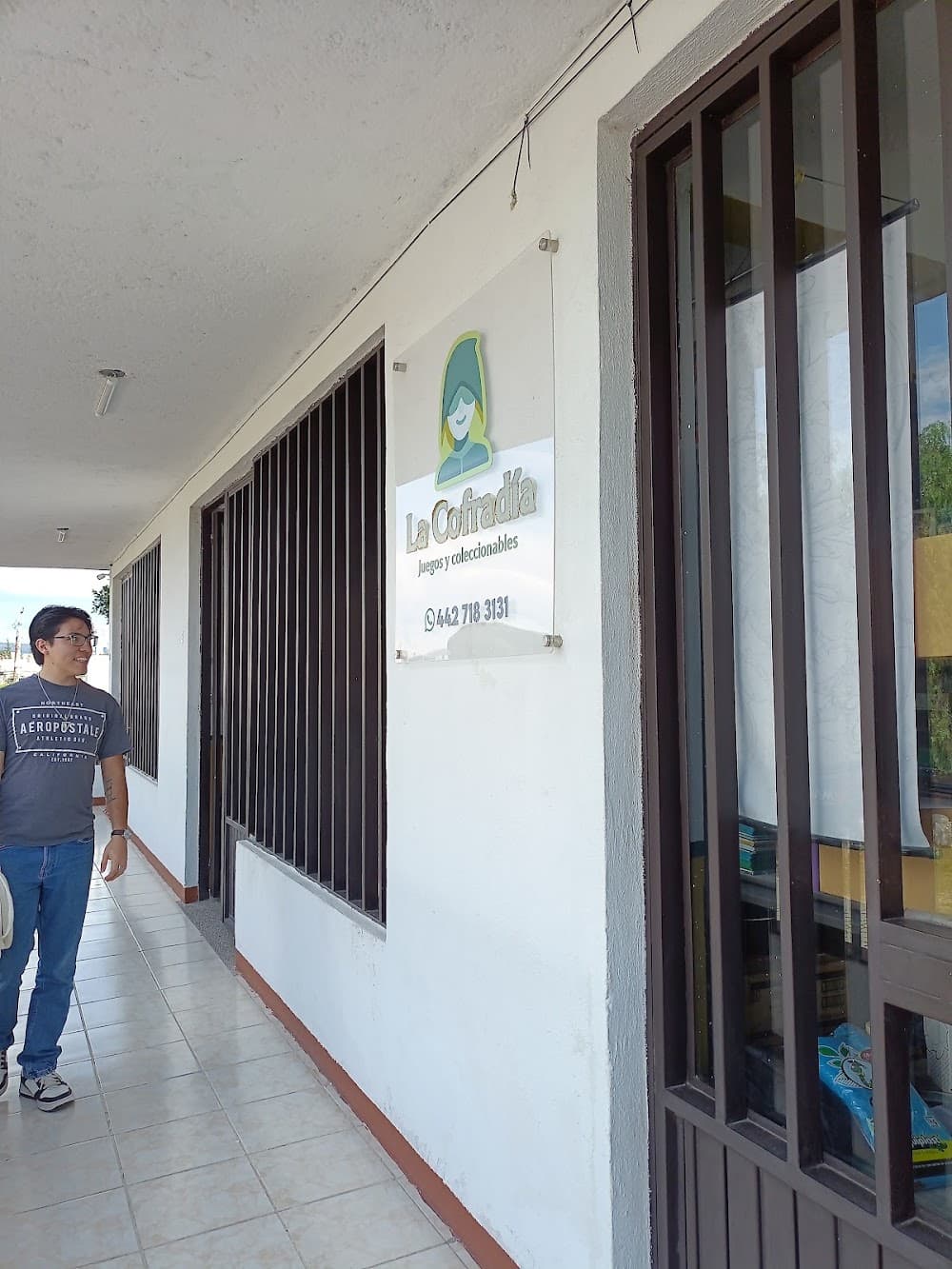 La Cofradía, Juegos y Coleccionables