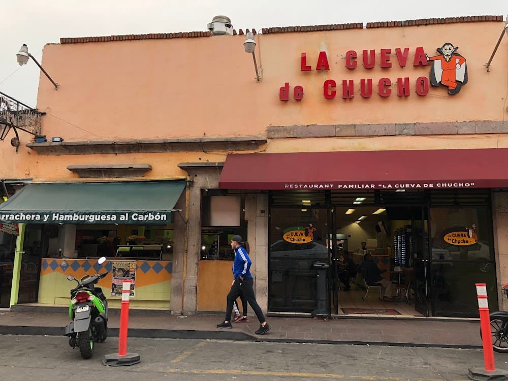 La Cueva del Cache